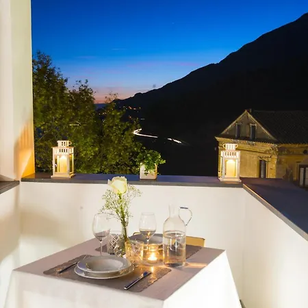 Ambrosea Amalfi Coast Oda ve Kahvaltı Vietri
